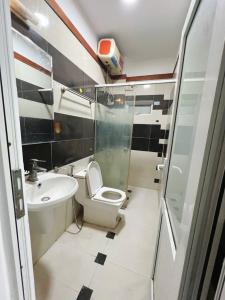 Bán nhà mặt phố Nguyễn Hoàng, 60m2, MT 5m, lô góc 3 thoáng, nhỉnh 26 tỷ